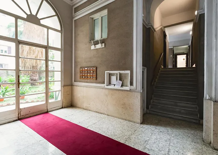 New Vatican Big Apartment - Romedreamhome