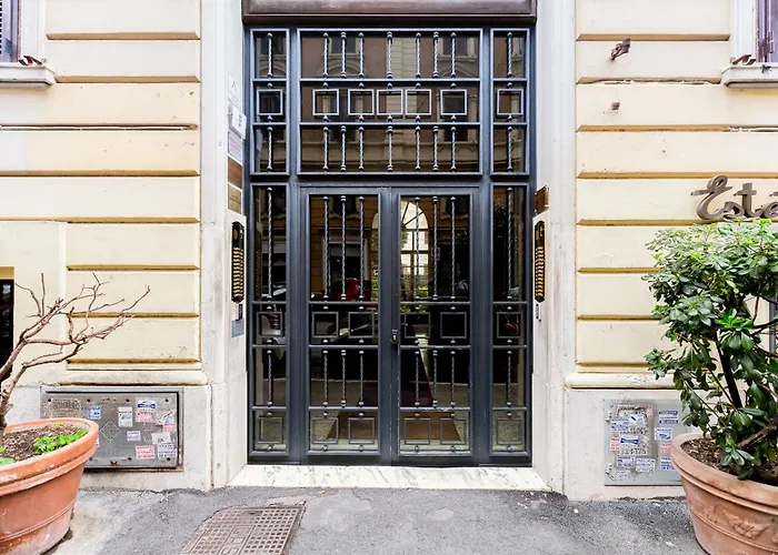 New Vatican Big Apartment - Romedreamhome